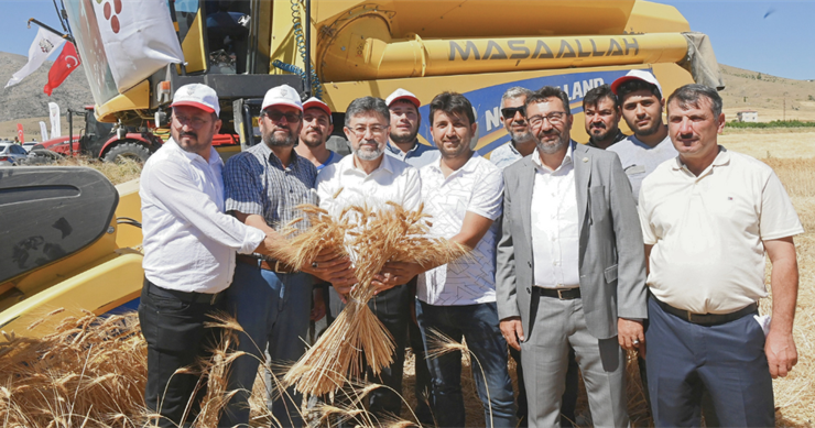 BAKAN YUMAKLI: “TARIMDA TAM BAĞIMSIZ BİR TÜRKİYE’Yİ GÜÇLENDİRMEK, EN BÜYÜK SORUMLULUĞUMUZDUR”