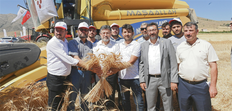 BAKAN YUMAKLI: “TARIMDA TAM BAĞIMSIZ BİR TÜRKİYE’Yİ GÜÇLENDİRMEK, EN BÜYÜK SORUMLULUĞUMUZDUR”