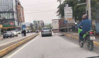Kartepe Nur Caddesi’nde TIR İhlali: Okul Yolunda Tehlike Büyük!