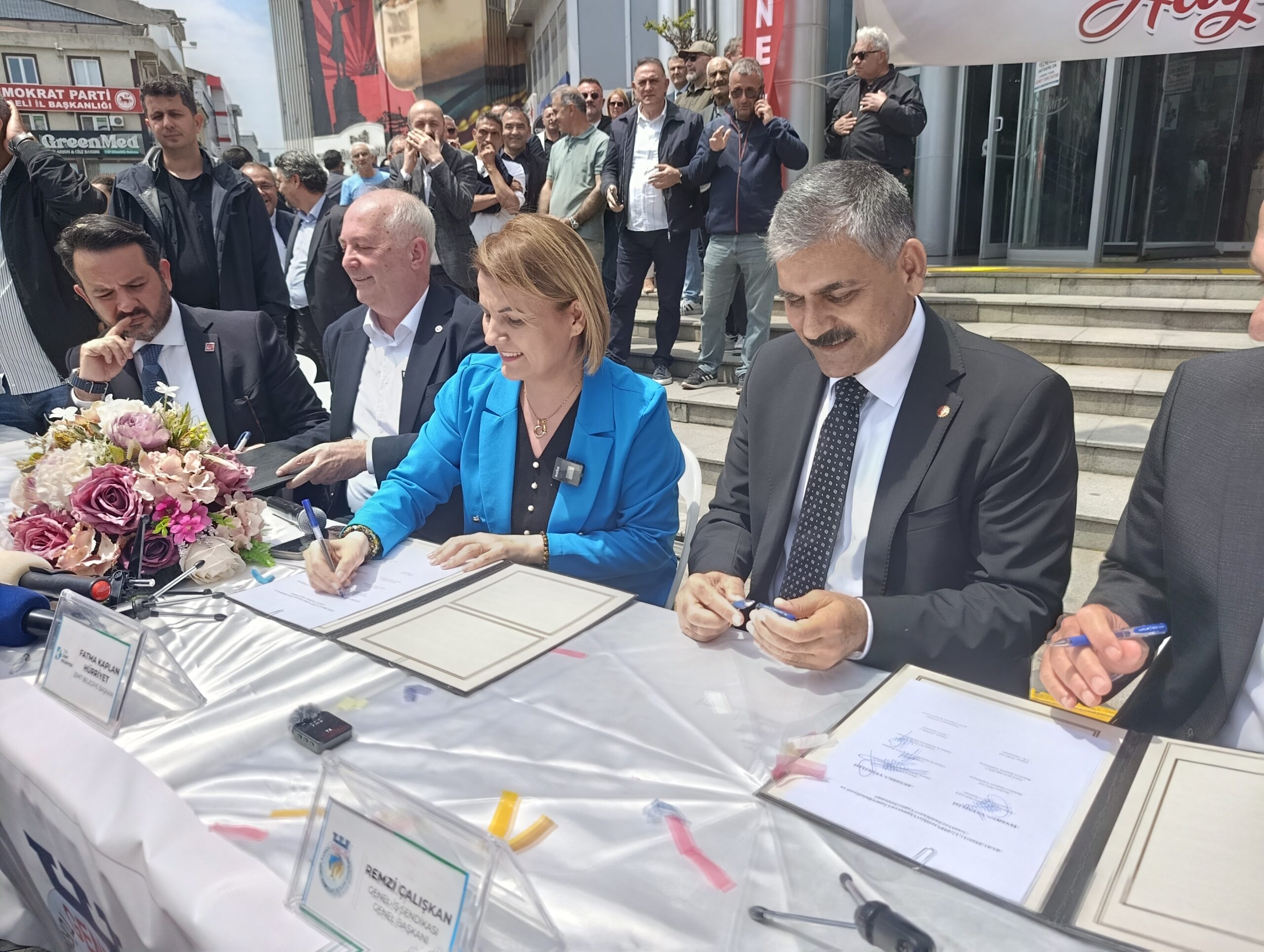 İzmit Belediyesi’nde 2026–2028 Toplu İş Sözleşmesi İmzalandı: En Düşük Maaş 70 Bin TL’ye Yükseldi