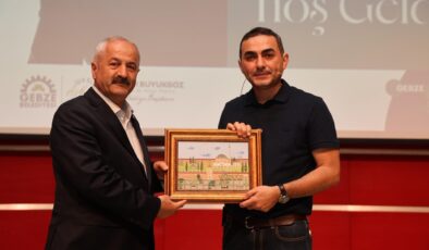GEBZE’DE RUHA DOKUNAN BULUŞMA: BEYHAN BUDAK İLE “BİRLİKTE İYİ HİSSETMEK”