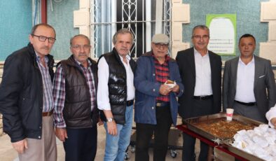 İzmit Belediyesi’nden Yenidoğan’da Cuma İkramı