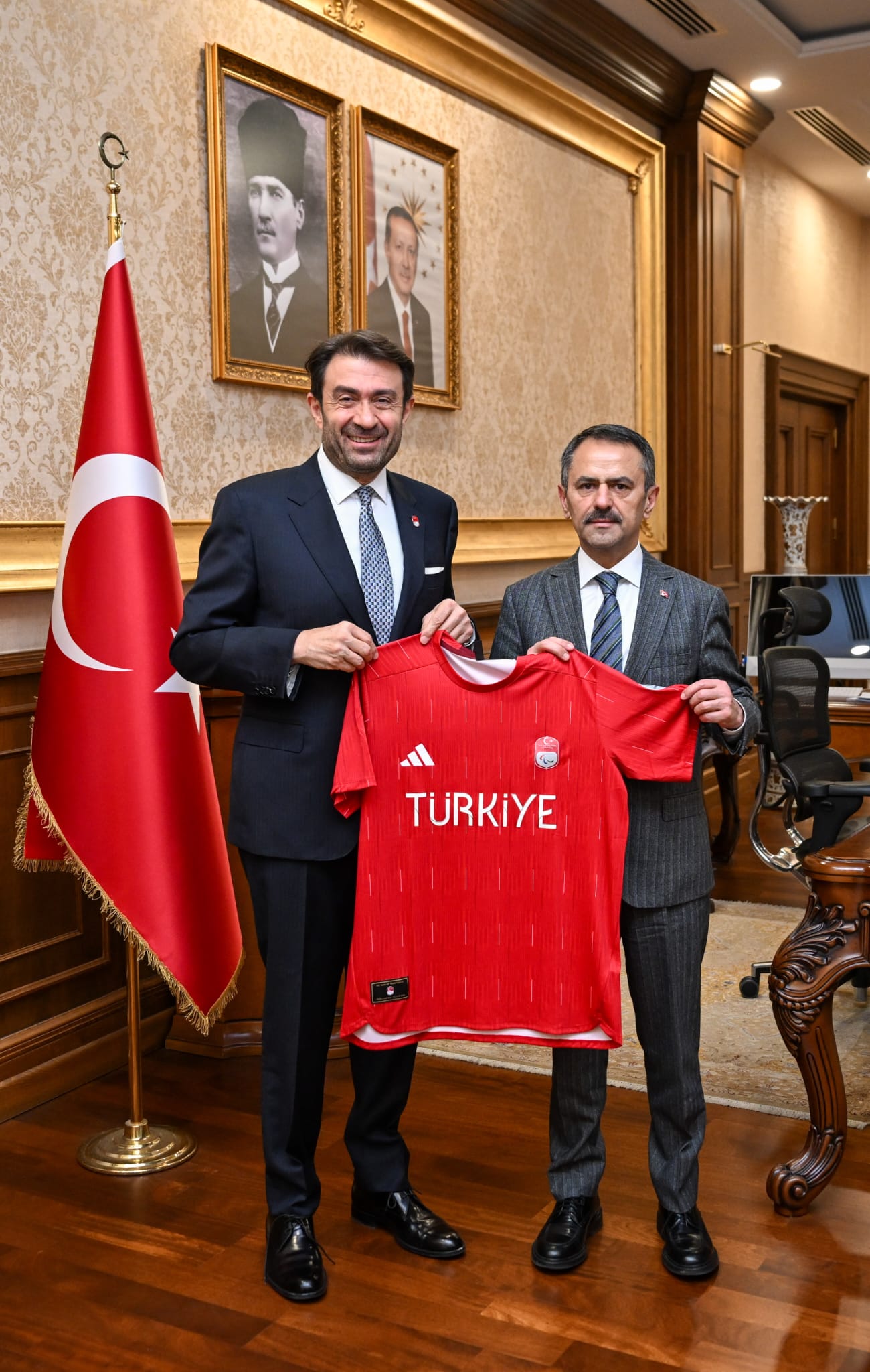 Kocaeli’de Paralimpik Zirve: TMKP Başkanı Aksu’dan Vali Aktaş’a Ziyaret