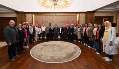 Kocaeli’de Glütensiz Yaşam İçin Güç Birliği: 20 İlden Çölyak Başkanları Valilikte