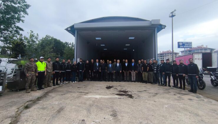 Vali İlhami Aktaş’tan Narkotik Şube’ye Tebrik Ziyareti: Milyonlarca Zehir Hapı Engellendi!