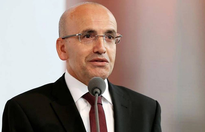 İhracatta Tarihi Zirve: Yıllıklandırılmış Rakam 275,8 Milyar Dolara Ulaştı!