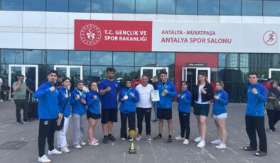 Kağıtspor Bu Hafta Kürsüden İnmedi