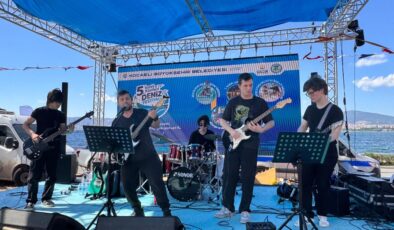 Körfez’de Festival Çevre Mesaisiyle Birleşti: Değirmendere’de Deniz Buluşması