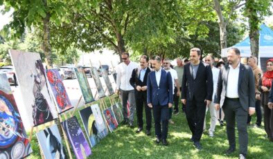 Başiskele Sahili’nde Sanat Rüzgarı: Vali Aktaş’tan Öğrencilere Tebrik!