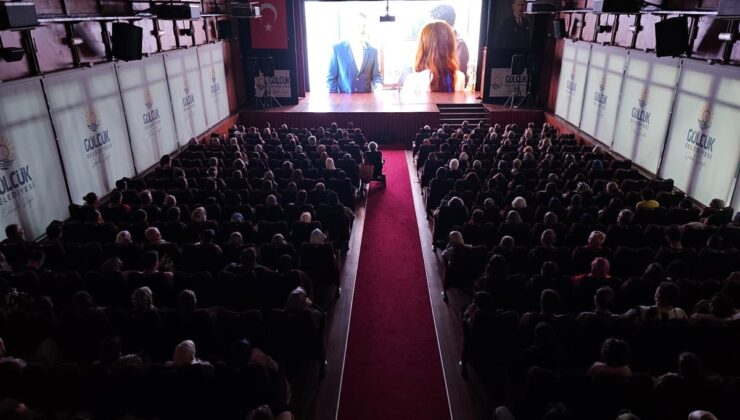 5. Kocaeli Film Festivali Gölcük’te Başladı: Serpil Tamur’a “Yaşam Boyu Onur Ödülü”
