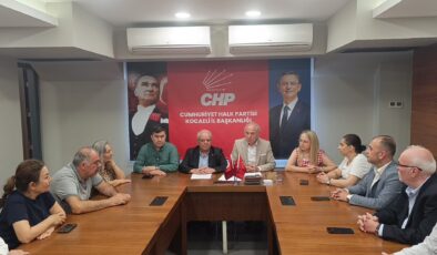 CHP Kocaeli  Parti Okulu Eğitmenlerinden Yargı Kararına Tepki: “Halk İradesinin Yanındayız”