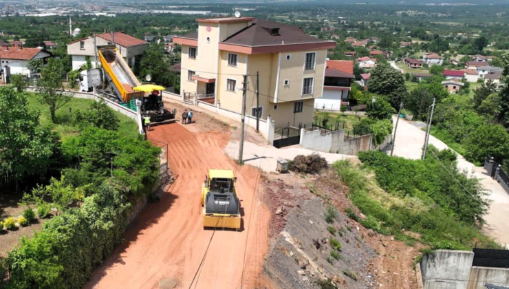 KARTEPE’DE 3 MAHALLEDE ÜSTYAPI ÇALIŞMALARI SÜRÜYOR