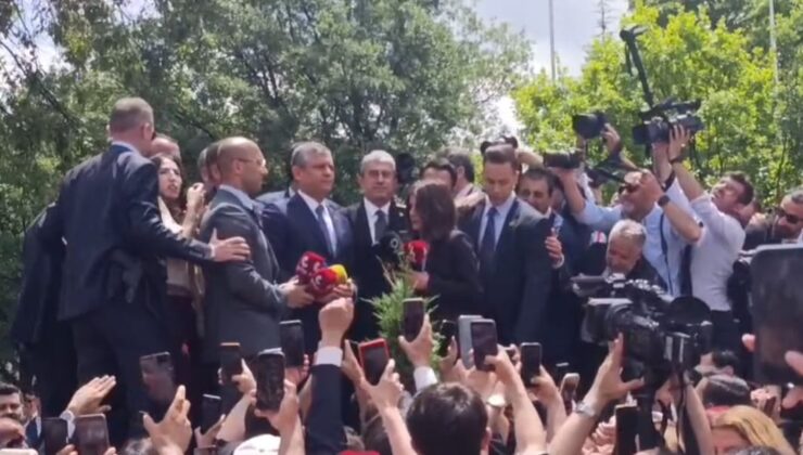 Özgür Özel: “Bu Duruş Parti Tarihinde Unutulmayacak”