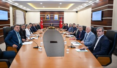 Kocaeli’de YKS Alarmı: Devlet Tam Kadro Toplandı, Vali Aktaş’tan Çok Kritik “Gürültü ve Trafik” Uyarısı!