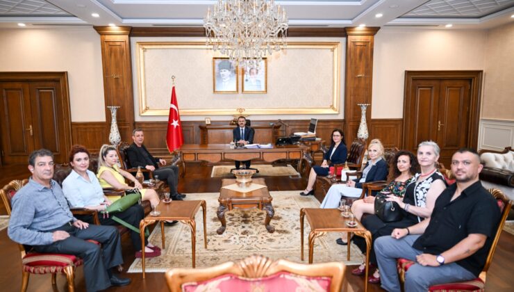 Art Nicomedia Kültür Sanat Derneği Kocaeli Valisi İlhami Aktaş’ı Ziyaret Etti