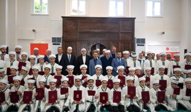 VALİ AKTAŞ, GÖLKENT ERKEK YATILI HAFIZLIK KURAN KURSU İCAZET MERASİMİNE KATILDI