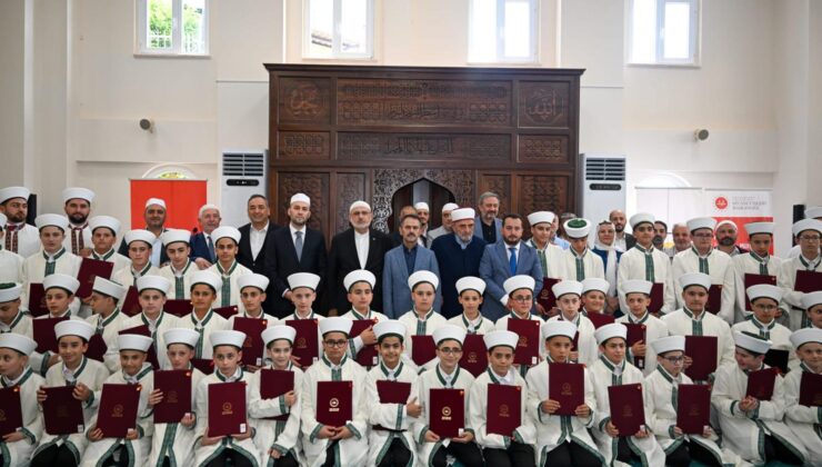 VALİ AKTAŞ, GÖLKENT ERKEK YATILI HAFIZLIK KURAN KURSU İCAZET MERASİMİNE KATILDI