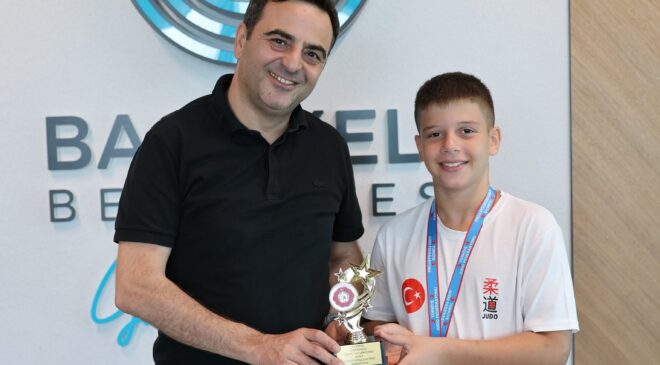 Judo Türkiye Şampiyonu Kadir Musab’dan Başkan Yasin Özlü’ye Ziyaret