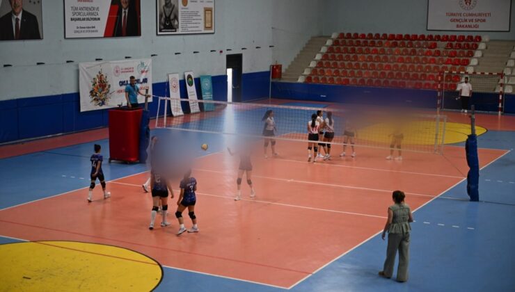 KOCAELİ’NİN SULTANLARI ŞAMPİYON! Vali Aktaş’ın Katılımıyla Gurur Dolu Ödül Töreni