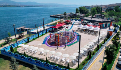 Kocaeli Büyükşehir’den Çocuklara Yaz Jesti: Değirmendere Aquapark Kapılarını Açtı!