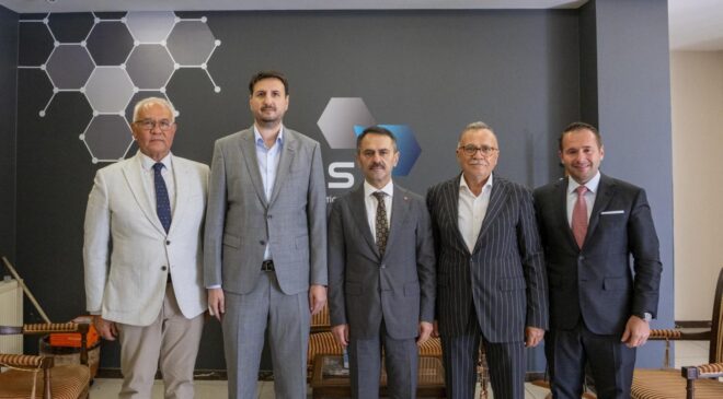 VALİ AKTAŞ’TAN GEBKİM’E SANAYİ ZİYARETİ: YERLİ VE MİLLİ ÜRETİME YERİNDE İNCELEME