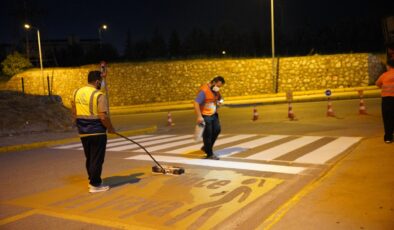 Kocaeli’de Geciken Yaya Geçidi Çizgilerine Yaz Müdahalesi: 450 Noktada Çalışma Yapıldı