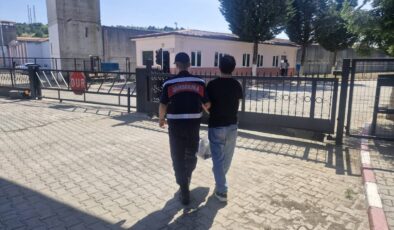 Kocaeli Jandarmasından Nokta Operasyon! JASAT 13 Yıllık Firariyi Kıskıvrak Yakaladı