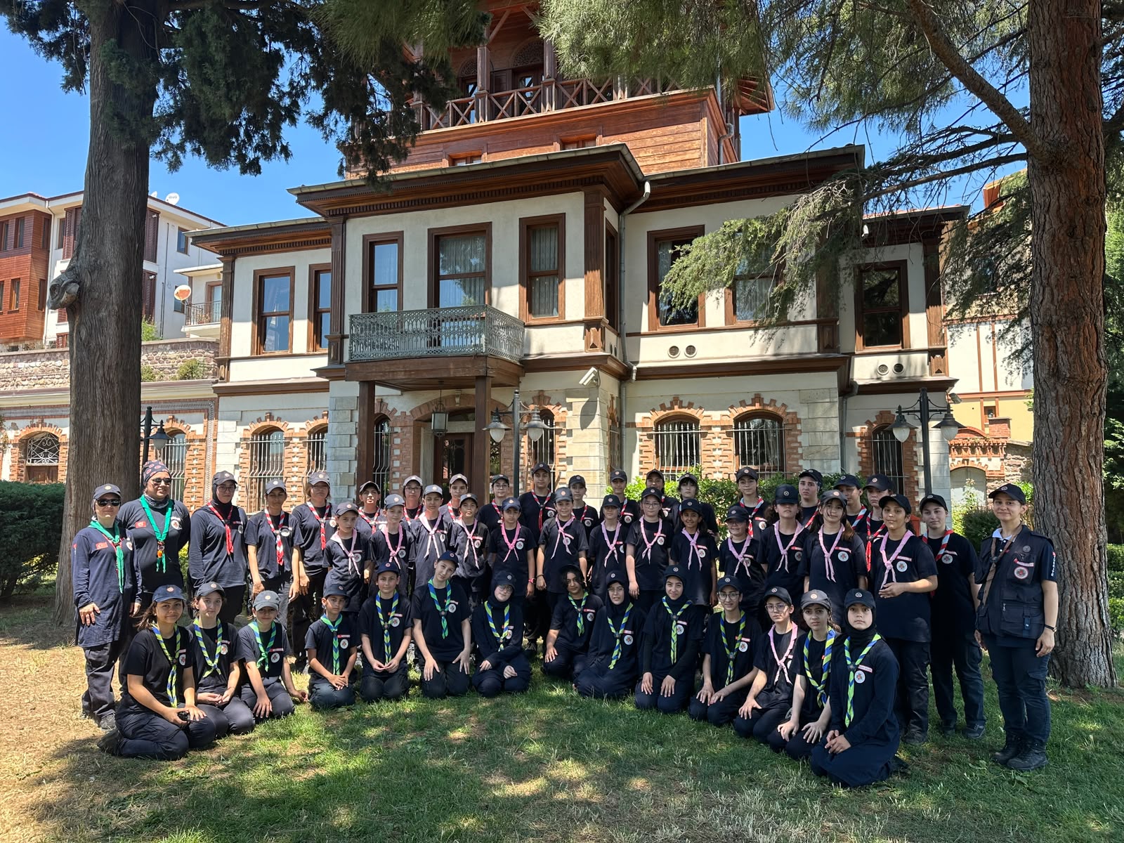 Genç İzciler Kocaeli’yi Adım Adım Keşfetti: Tarihten Bilime Anlamlı Yolculuk!