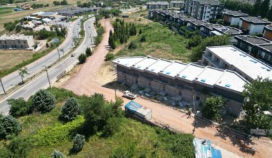 İZMİT BELEDİYESİ’NDEN KABAOĞLU’NA ULAŞIM HAMLESİ: MANDALİNA AĞACI SOKAK’TA YENİ İMAR YOLU AÇILDI!