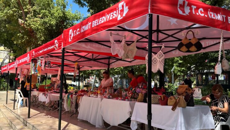 İZMİT’TE KADIN GİRİŞİMCİLERE DESTEK: EL EMEĞİ ÜRÜNLER YENİCUMA’DA MÜŞTERİSİYLE BULUŞUYOR