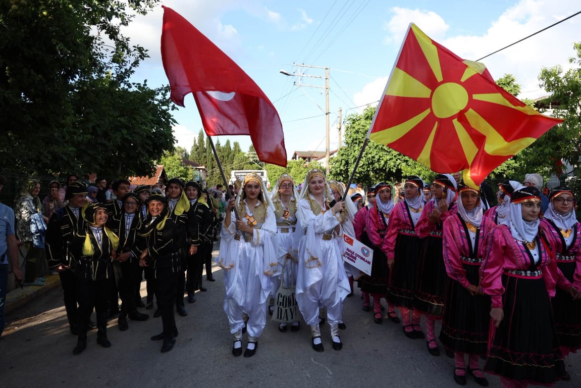 KARTEPE’DE BALKAN RÜZGARI: KENT MEYDANINDA DEV KÜLTÜR ŞÖLENİ!