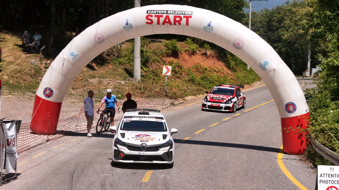 KARTEPE’DE MOTOR SPORLARI RÜZGARI: TIRMANMA YARIŞI NEFES KESTİ!