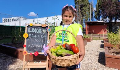 TARIM BİLİNCİYLE BÜYÜYEN ÇOCUKLAR YARINLARI İNŞA EDİYOR: LOKOMOTİF ÇOCUK KÖYÜ LOTUS’TA İLK HASAT SEVİNCİ