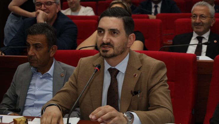 Gençtürk’ten Kentsel Dönüşüm Eleştirilerine Yanıt: “Şeffaf Belediyecilik Budur”