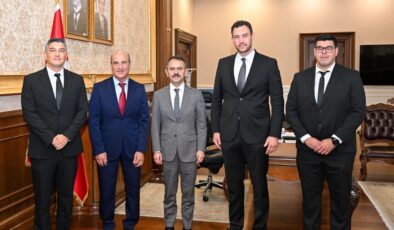Yerli Elektrikli Mikro Araç KAREA Ekibinden Vali İlhami Aktaş’a Ziyaret!