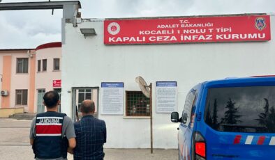 Gölcük’te Jandarma Operasyonu: 8 Yıl 4 Ay Cezası Olan Şahıs Yakalandı!