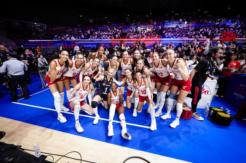 Filenin Sultanları Tayland’a Geçit Vermedi: Setlerde Geri Düştük, 3-1 Kazanmayı Bildik!