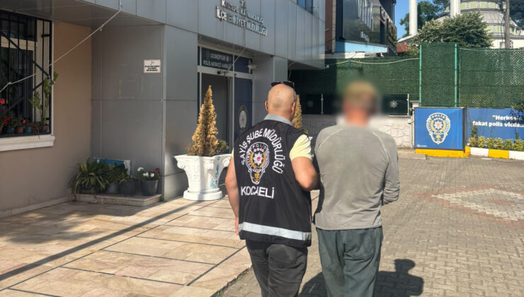 Gebze’de KOM Operasyonu: Glock Silahlar ve Sahte (Change) Araç Ele Geçirildi!