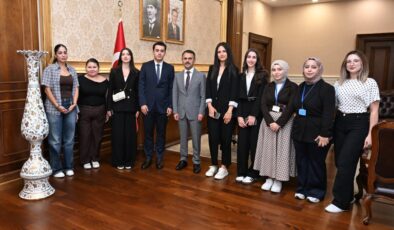 Ulusal Staj Programı Öğrencilerinden Vali İlhami Aktaş’a Ziyaret