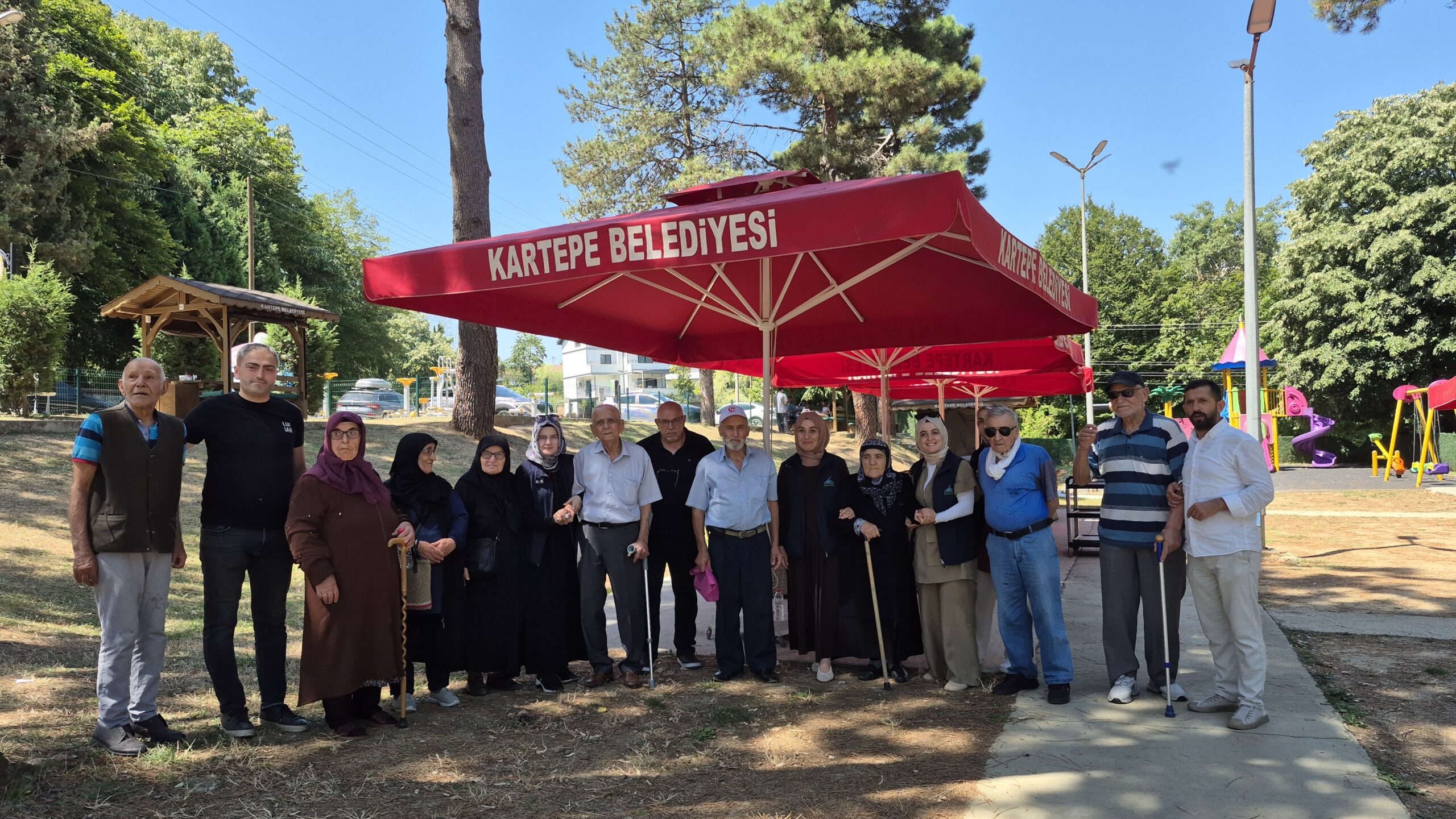 Kartepe Belediyesi Alo Evlat Sağlık Kulübü’nden Anlamlı Buluşma: Kahvaltı ve Teleferik Keyfi Bir Arada