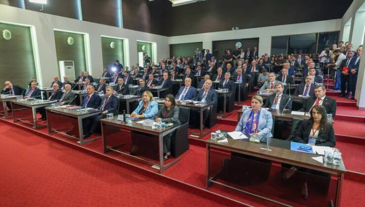 CHP İL BAŞKANLARINDAN ORTAK SONUÇ BİLDİRGESİ: “CUMHURİYET HALK PARTİSİ BURADADIR, YENİDEN YOLA ÇIKIYORUZ”