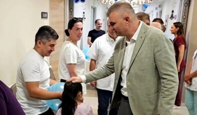 GÖLCÜK’TE GELENEKSEL SÜNNET ŞÖLENİ: 104 ÇOCUK ERKEKLİĞE İLK ADIMINI ATTI