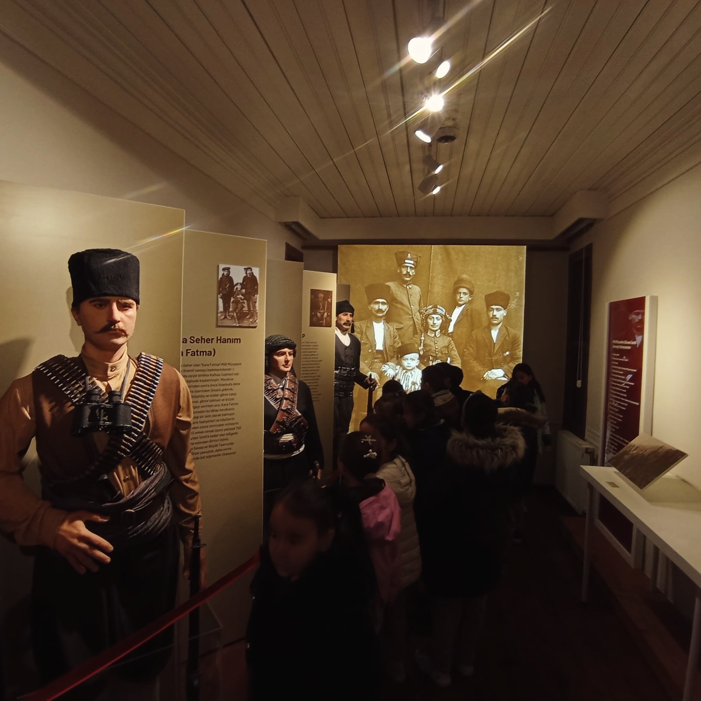 İzmit’te Tarih Köprüsü: Atatürk ve Milli Mücadele Anı Müzesi 4 Yaşında!