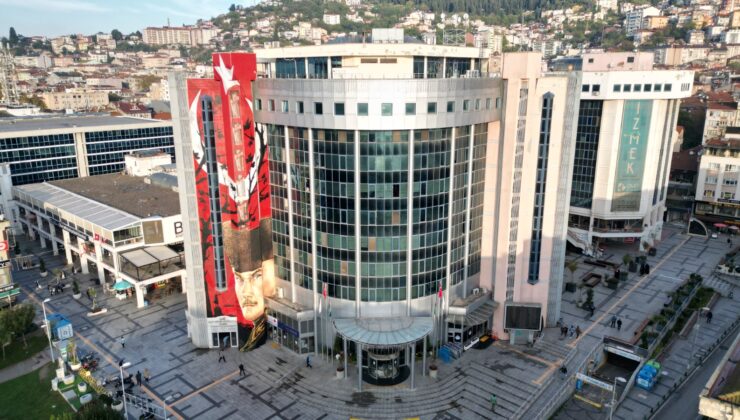 İzmit Belediyesinden Dolu Mağduru Çiftçilere Nakdi Destek