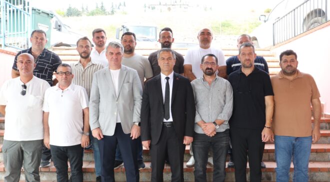 İZMİT BELEDİYESİ SAHADA: LÜTFÜ OBUZ VE İLKER ULUSOY’DAN ŞANTİYE ZİYARETİ!