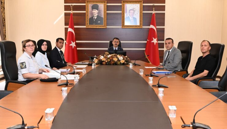 Vali Aktaş Başkanlığında Okul Güvenliği Toplantısı Gerçekleşti