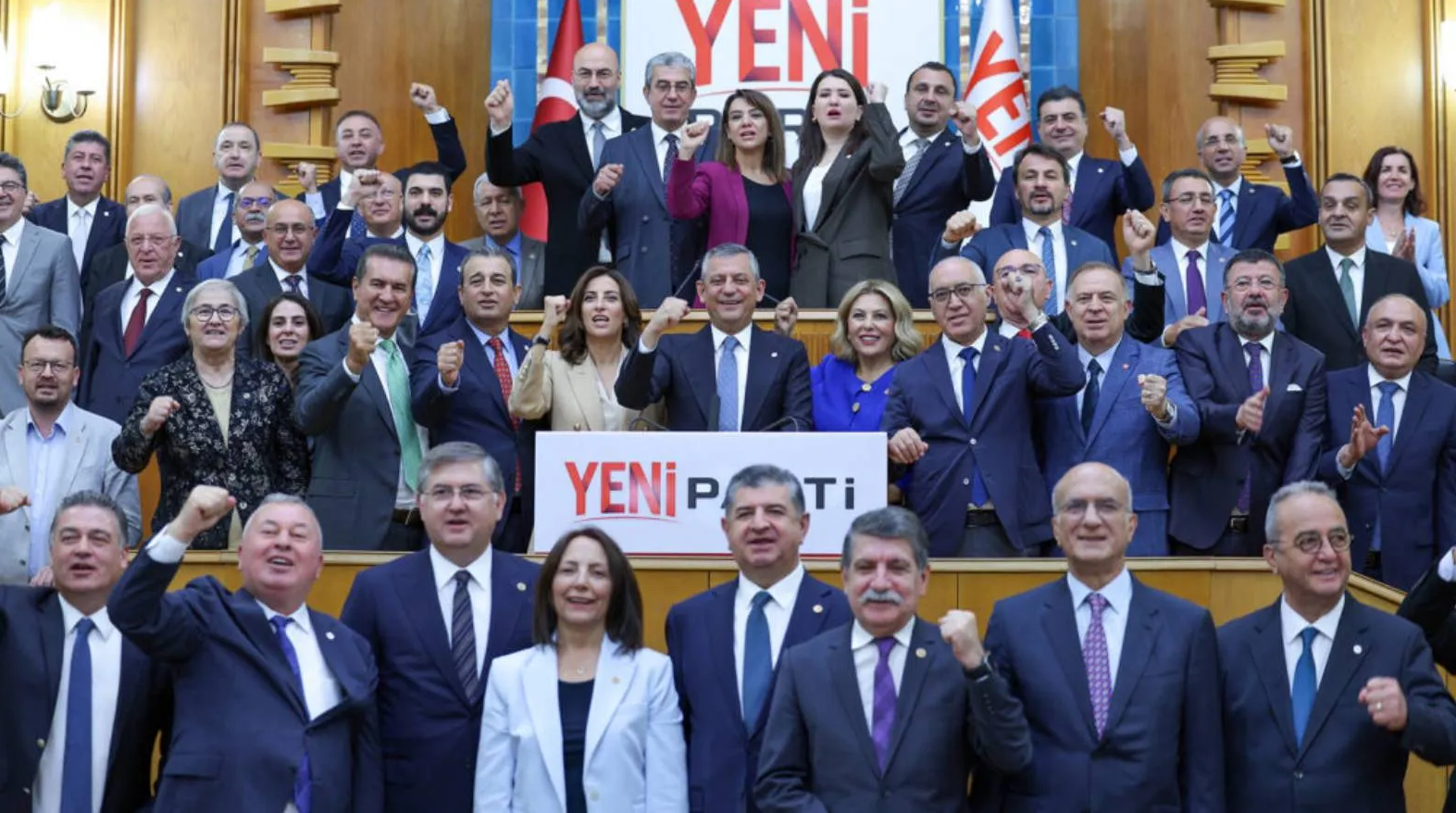 ÇERÇEVE YASA OYLAMASINDA SON DURUM: YENİ PARTİ’DEN SADECE İKİ MİLLETVEKİLİ ‘HAYIR’ DİYECEK!