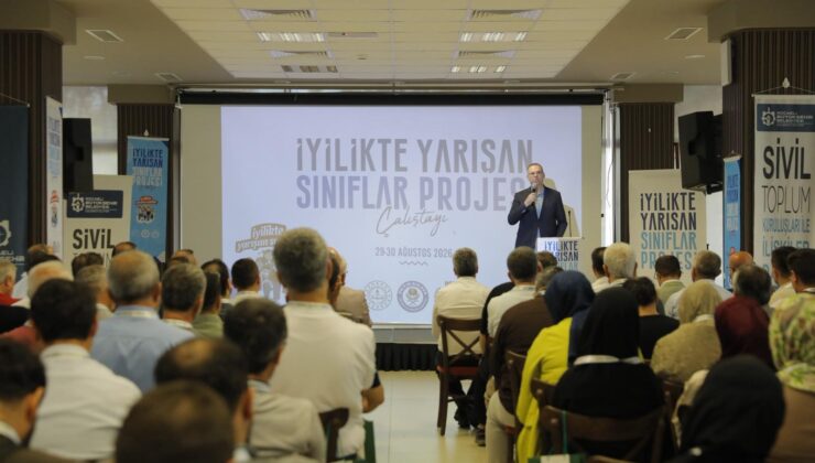 İyilikte Yarışan Sınıflar Projesi Çalıştayı Kocaeli’de Gerçekleştirildi