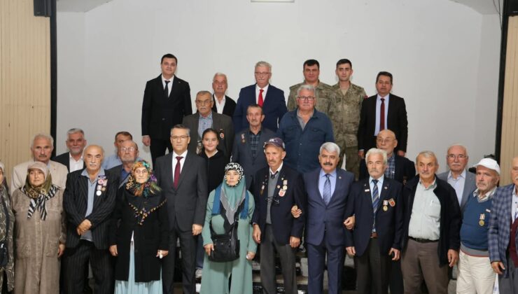 Kandıra’da Gaziler ve Şehit Aileleri Onuruna Anlamlı Program