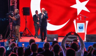 CHP Genel Başkanı Kemal Kılıçdaroğlu: “Cumhuriyet Halk Partililer Olarak Herkesi Kucaklıyoruz”